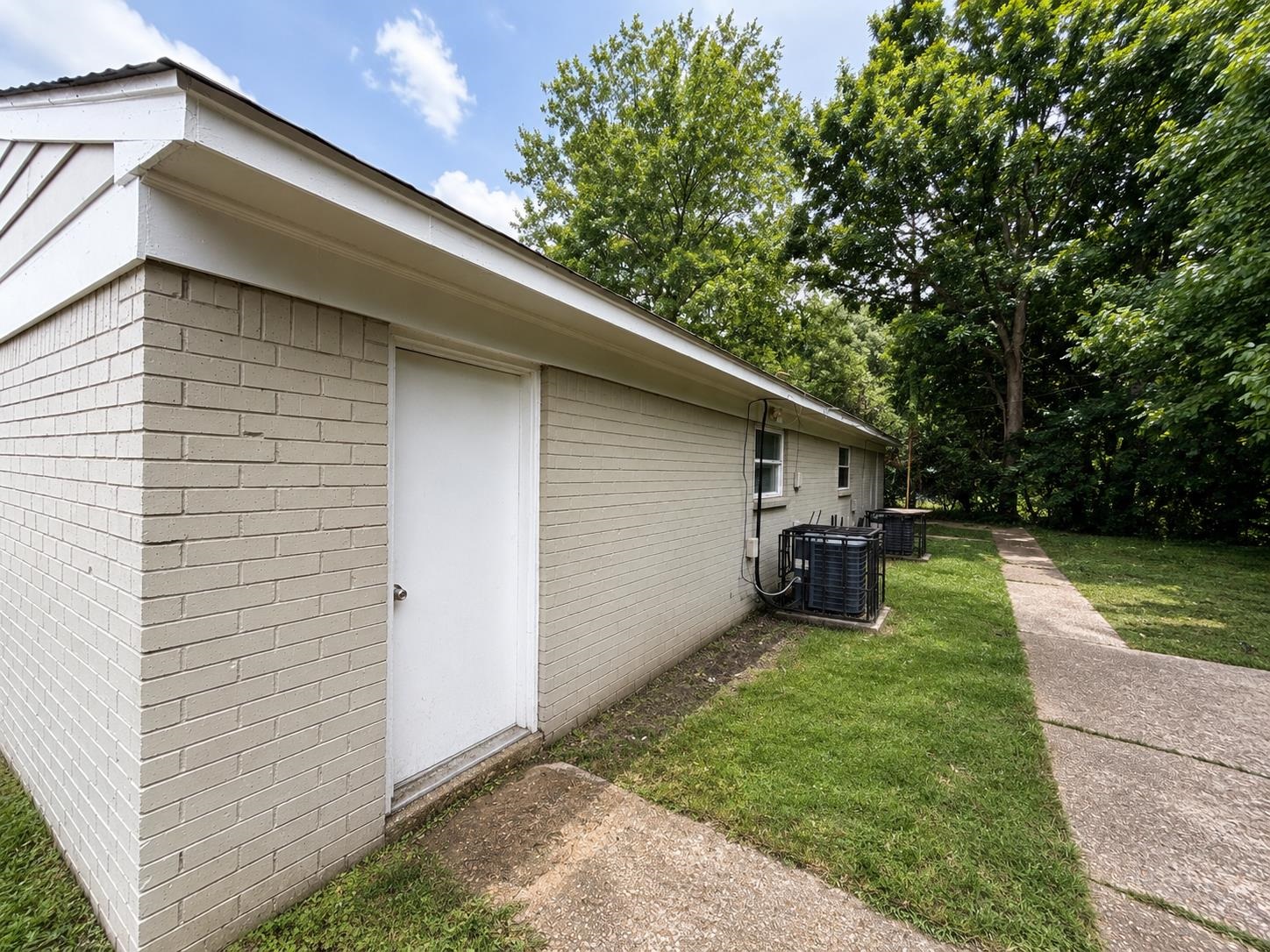 1857 South Perkins Road Memphis, TN 38117 - Photo 14 of 15
