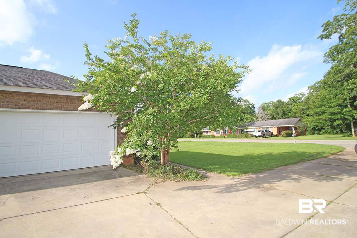 27417 Boaz Road West Loxley, AL 36551 - Photo 2 of 23 Gallery Image 2