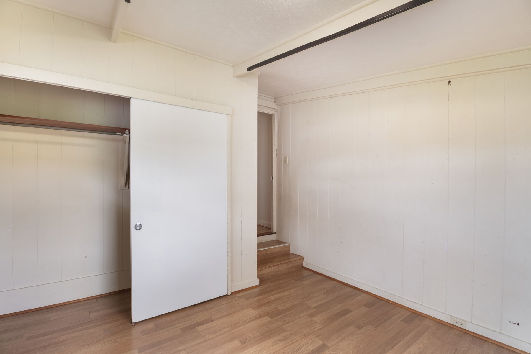 6151 Kawaihau Road Kapaa, HI 96746 - Photo 20 of 30 a view of an empty room