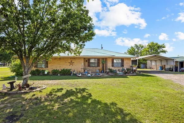 $750,000 | 2073 Farm To Market 1182, Ennis, TX 75119