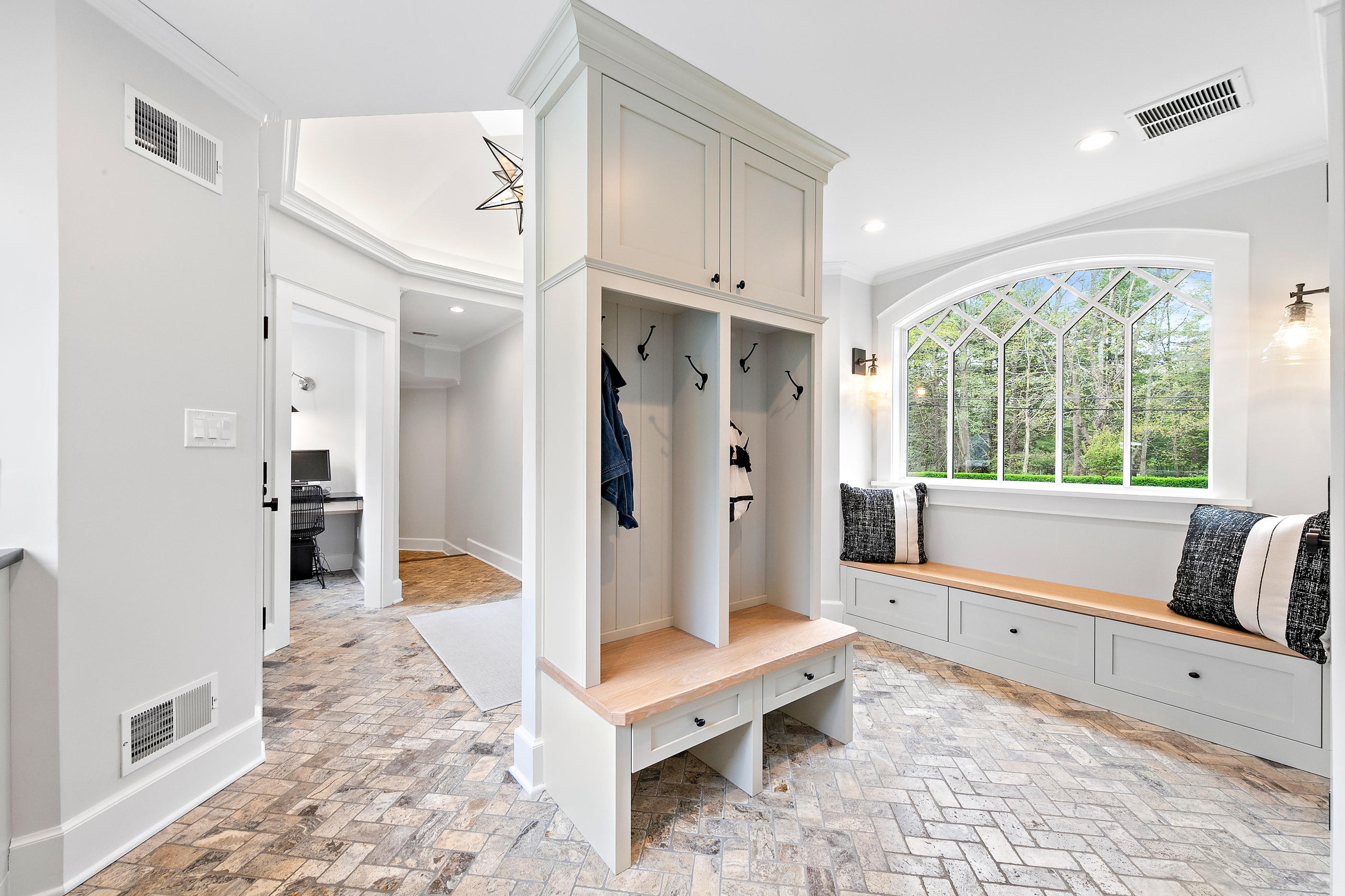 5 Osprey Lane Rumson, NJ 07760 - Photo 29 of 51 Mudroom