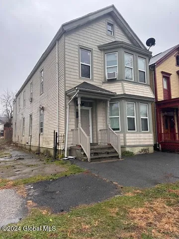 $259,900 | 146 6th Avenue, Troy, NY 12180