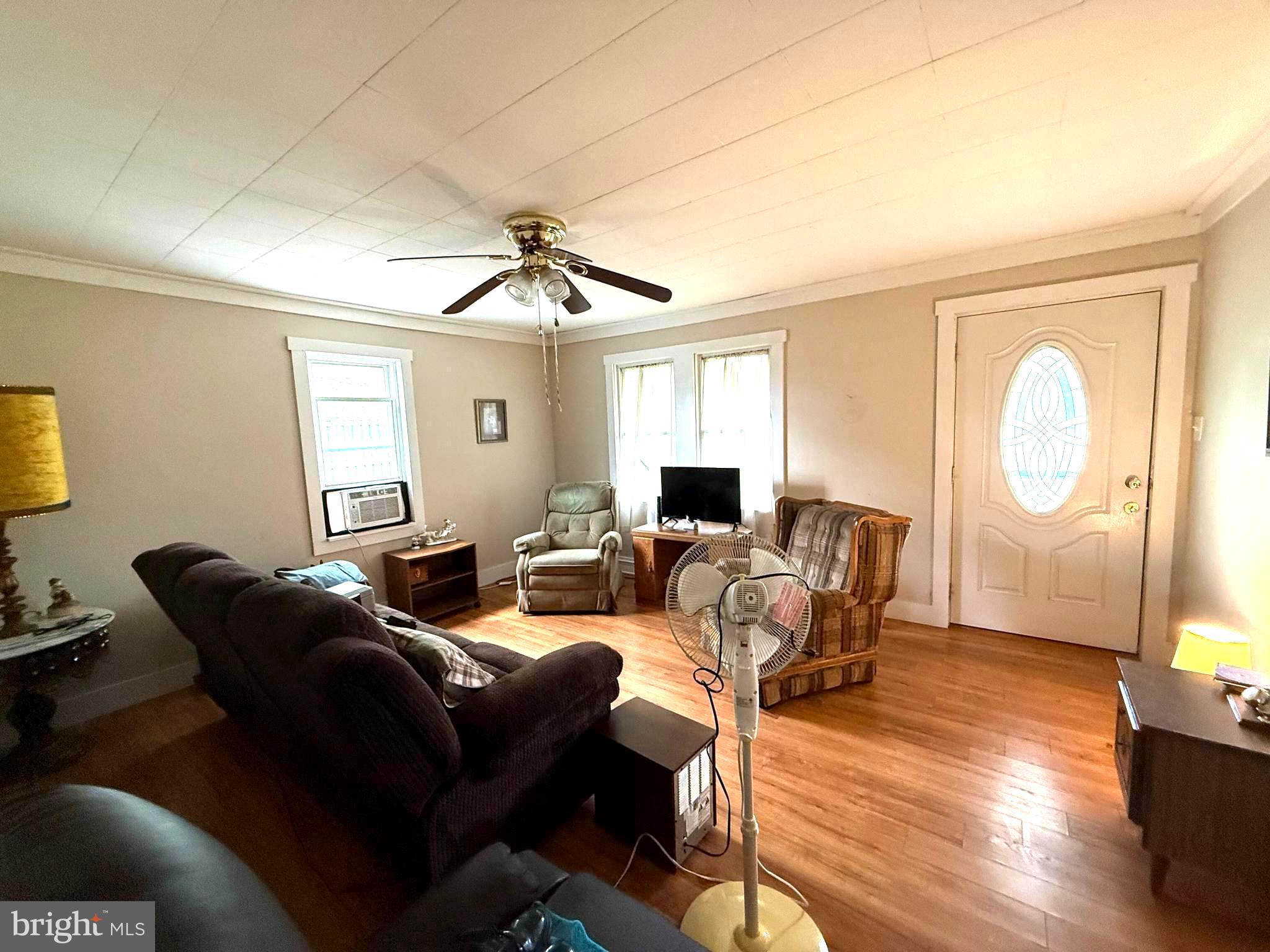 10475 Berry Road Waldorf, MD 20603 - Photo 10 of 23 FAMILYY ROOM