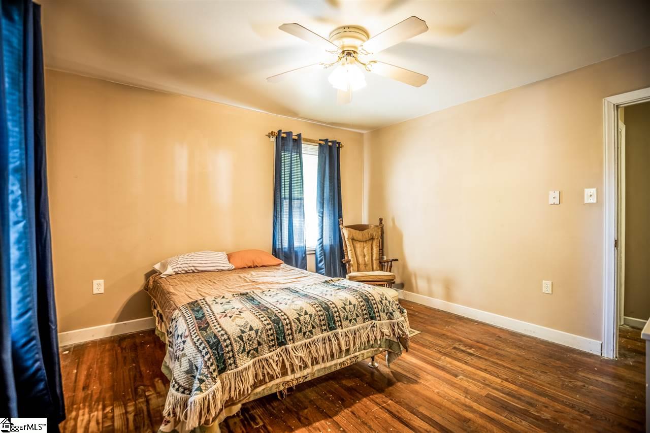 209 Pine Lane Anderson, SC 29621 - Photo 5 of 16