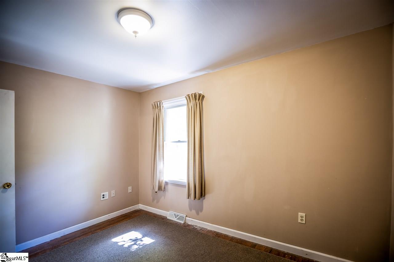 209 Pine Lane Anderson, SC 29621 - Photo 6 of 16