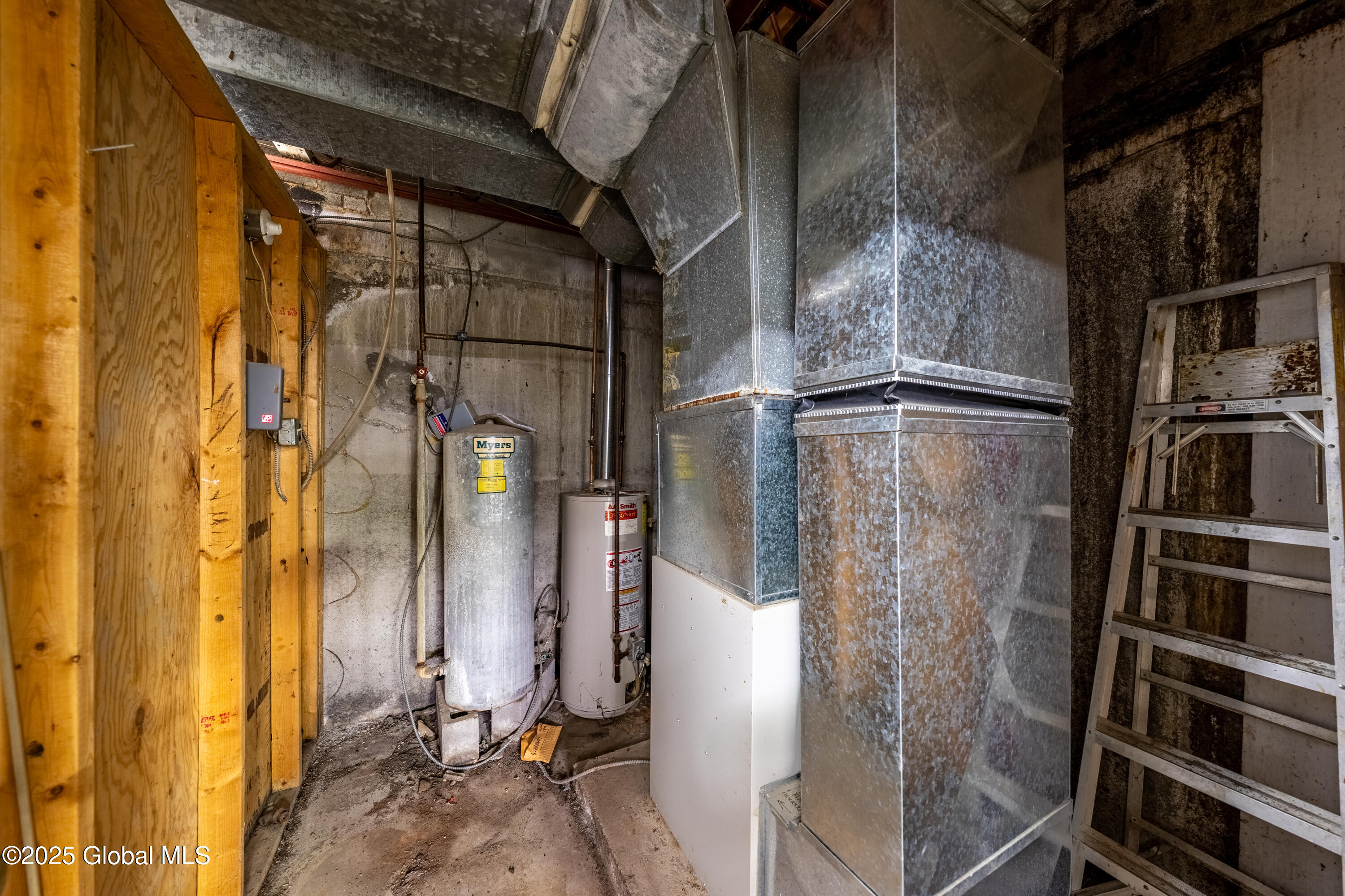 100 Eastover Road Troy, NY 12182 - Photo 23 of 30 DSC08128-HDR