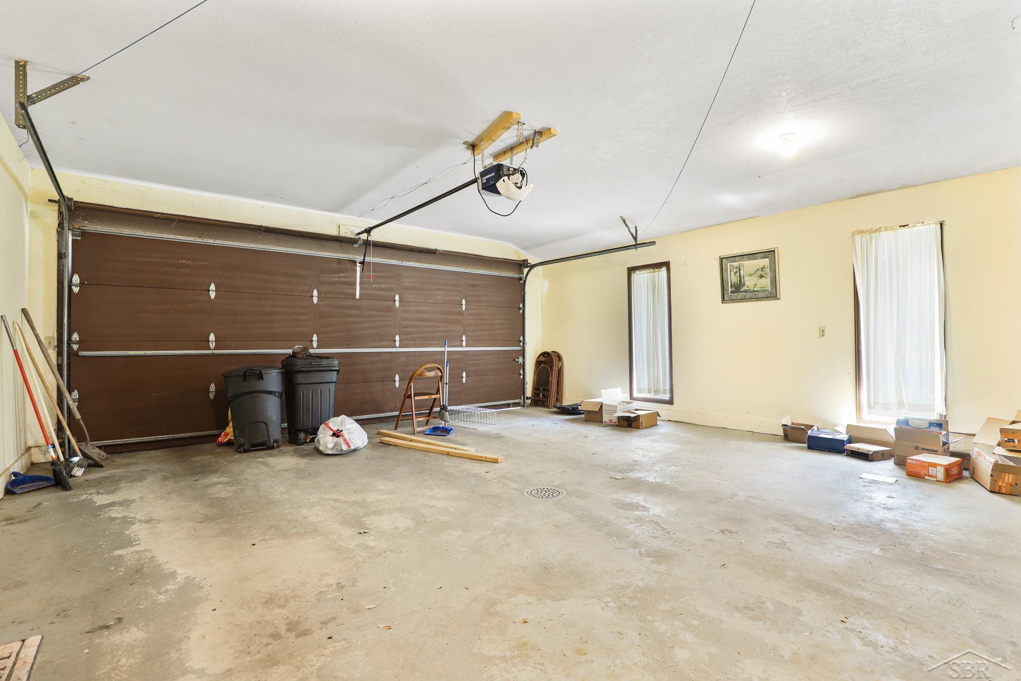 3895 Hackett Road Saginaw, MI 48603 - Photo 40 of 78 50087372-39.JPG
