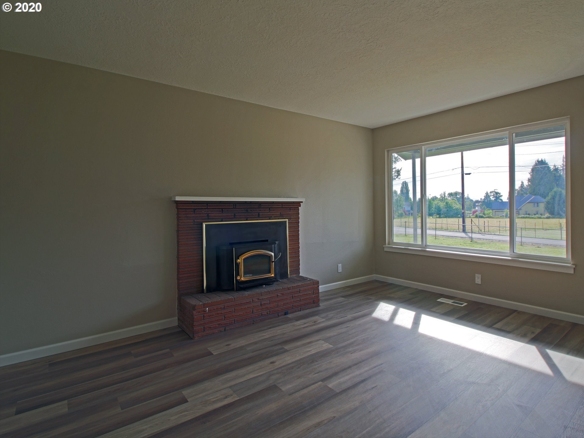 51701 Southwest Em Watts Road Scappoose, OR 97056 - Photo 12 of 24 Gallery Image 12