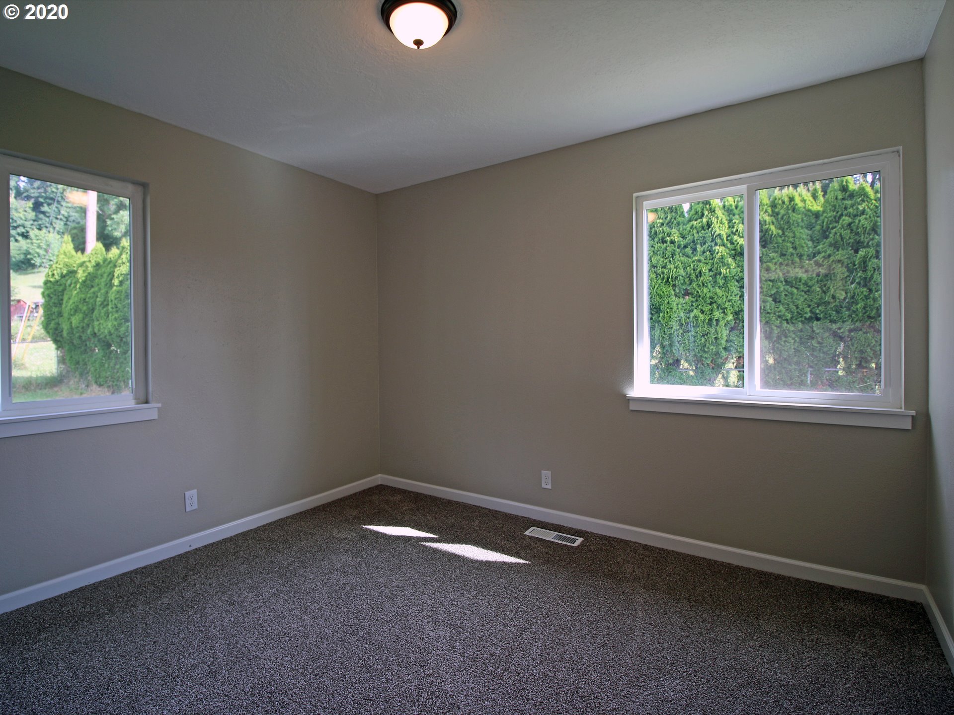 51701 Southwest Em Watts Road Scappoose, OR 97056 - Photo 21 of 24 Gallery Image 21