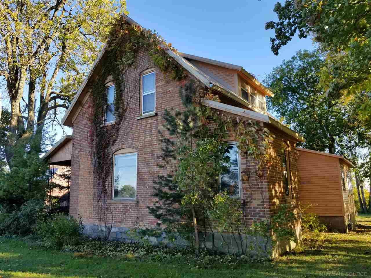 6090 Peck Road Croswell, MI 48422 - Photo 1 of 23