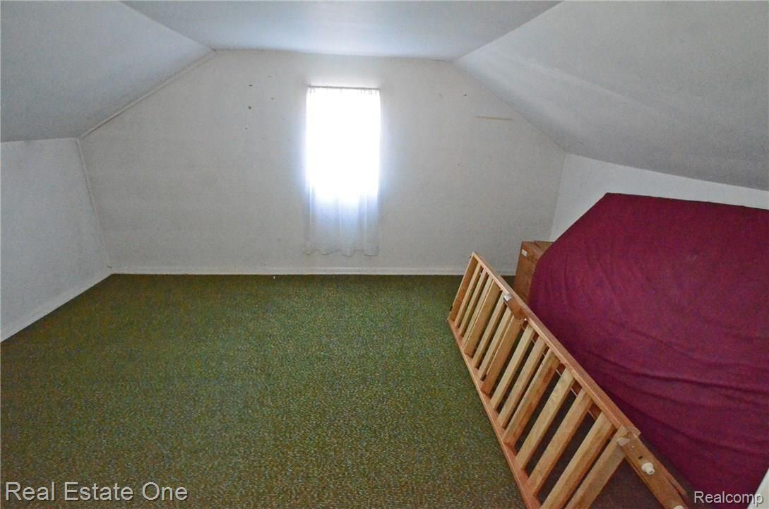3851 Dearborn Avenue Rochester, MI 48309 - Photo 9 of 12 Upstairs Bedroom.jpg