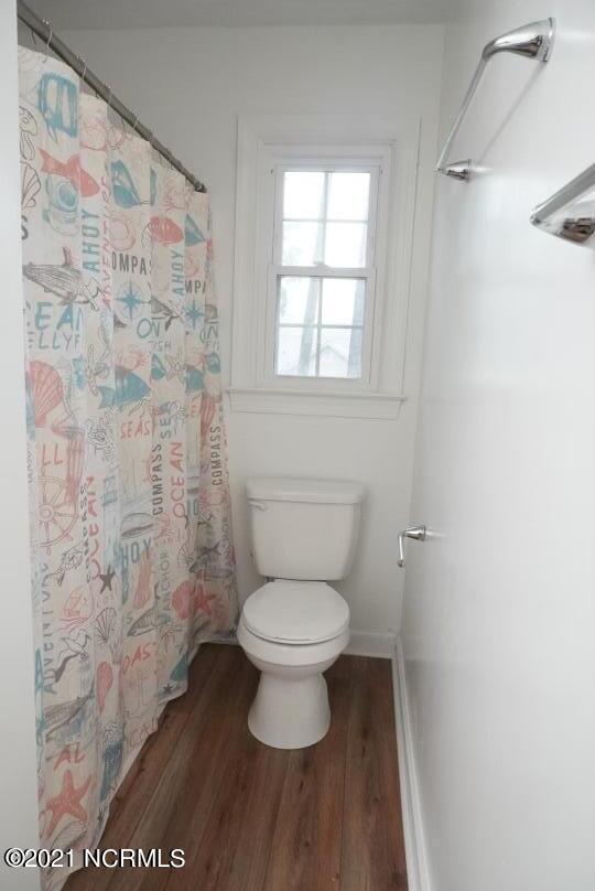 1733 Burnt Mill Road Rocky Mount, NC 27804 - Photo 10 of 15 Upstairs bathroom