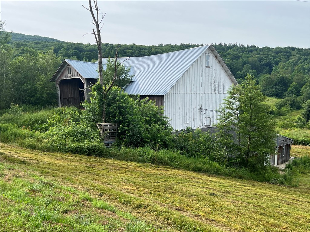 834 Crescent Valley Road Bovina, NY 13740 - Photo 4 of 50