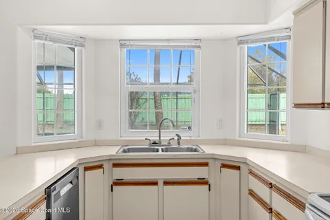 $649,000 | 107 Esther Drive, Cocoa Beach, FL 32931