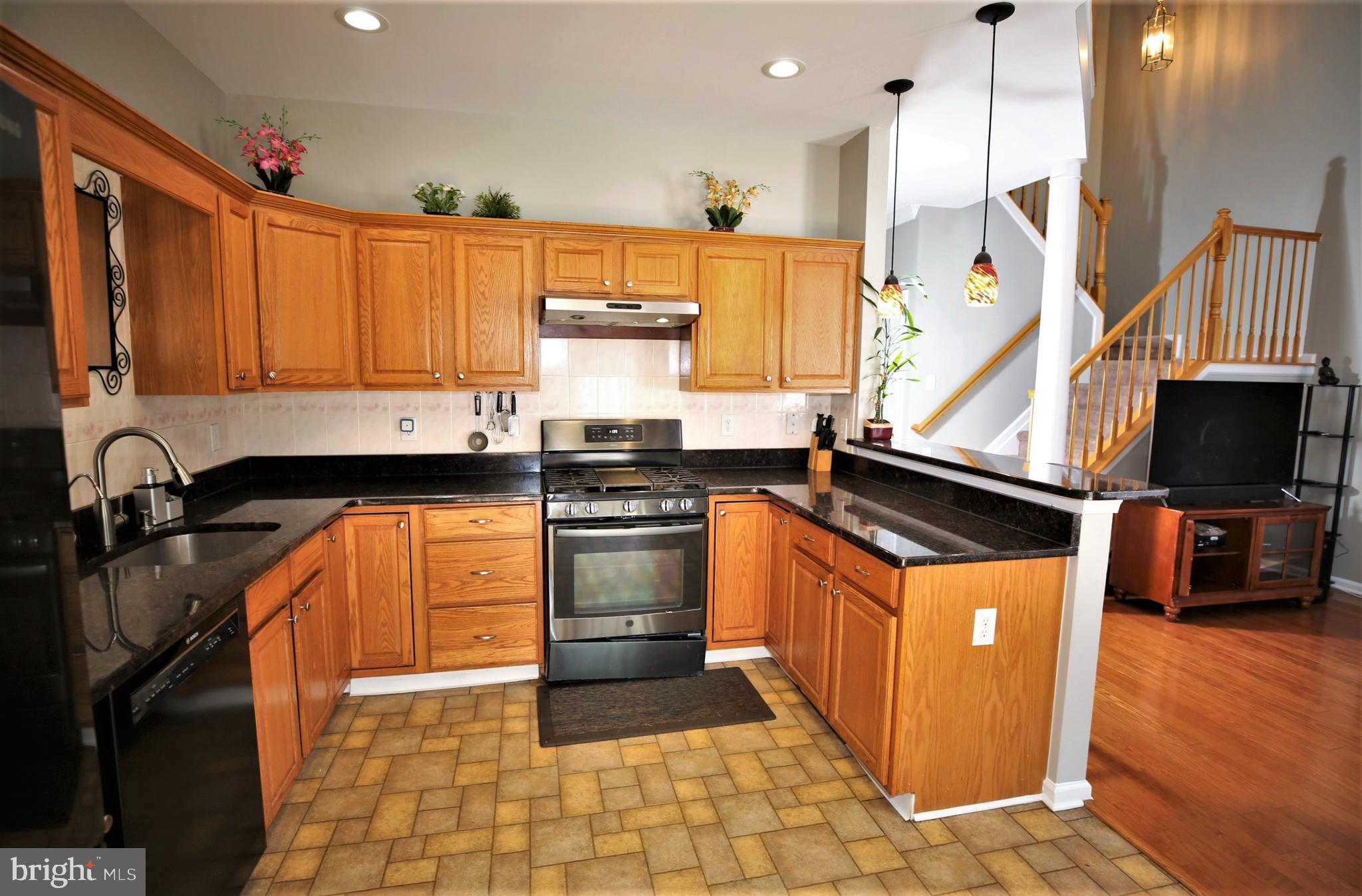 82 Windsor Pond Road Princeton Junction, NJ 08550 - Photo 21 of 50