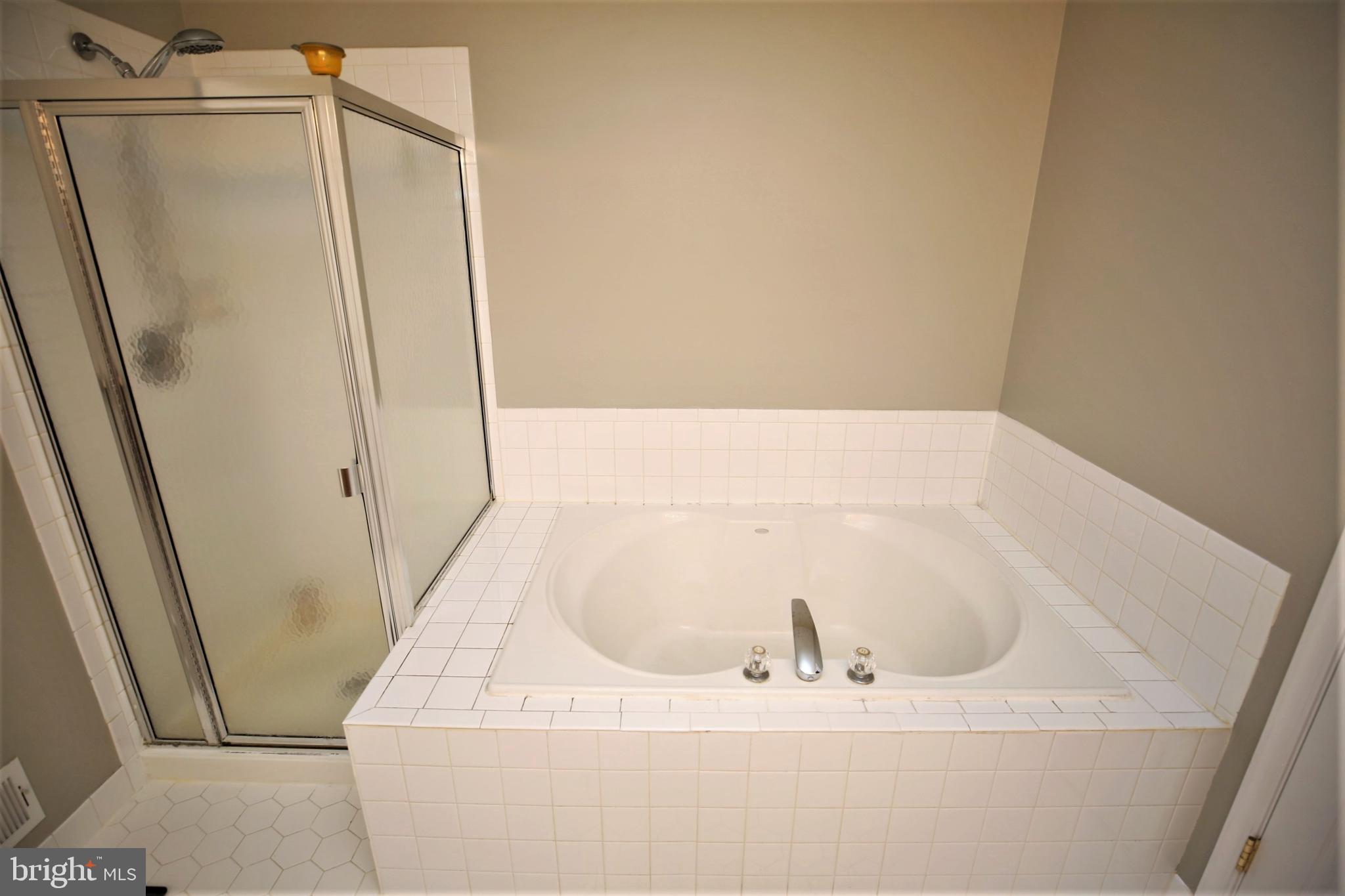82 Windsor Pond Road Princeton Junction, NJ 08550 - Photo 36 of 50
