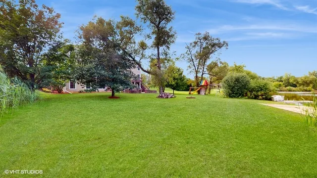 $875,000 | 7230 Bonnie Drive, Lakewood, IL 60014