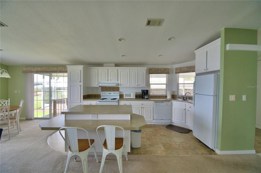 492 Lakeside Ranch Circle Winter Haven, FL 33881 - Photo 8 of 56