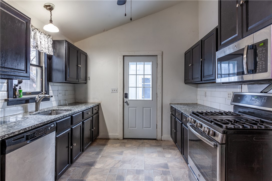 4309 Buffalo Road Chili, NY 14514 - Photo 13 of 44