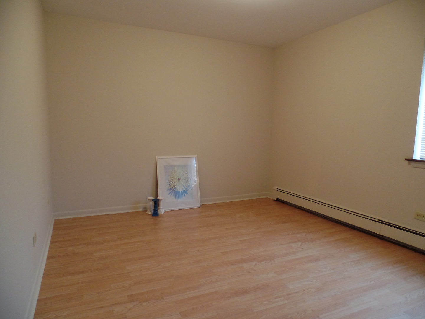 1301 South Finley Road, Unit 114 Lombard, IL 60148 - Photo 9 of 12 a view of an empty room