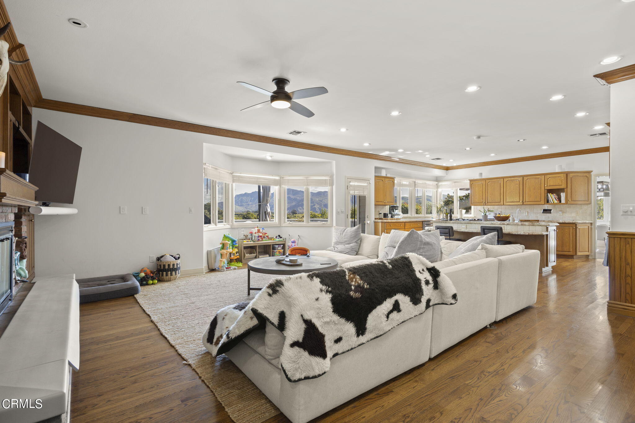 13922 Foothill Road Santa Paula, CA 93060 - Photo 19 of 40 22-web-or-mls-UpmarketMedia_13922Foot-13