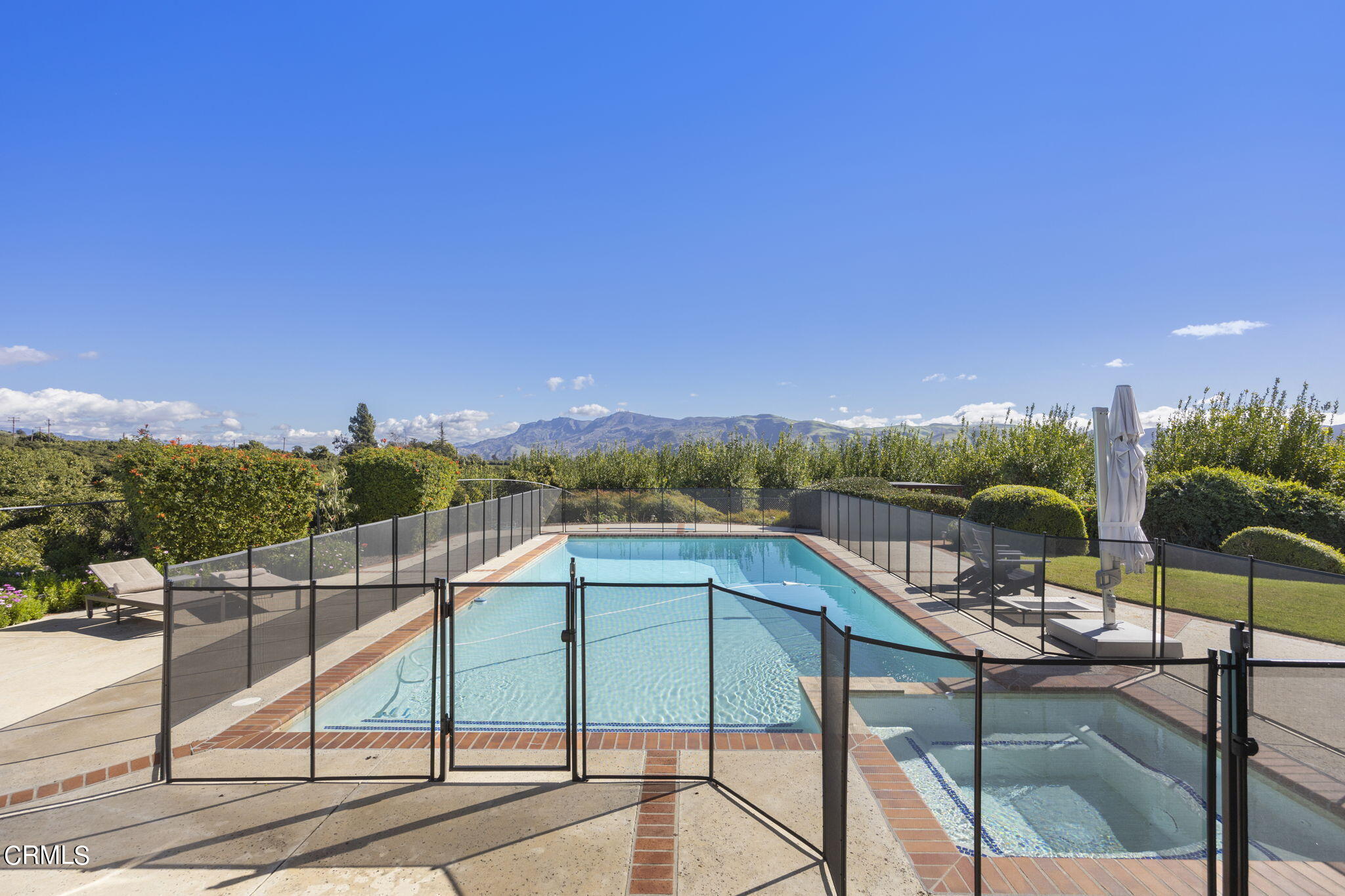 13922 Foothill Road Santa Paula, CA 93060 - Photo 23 of 40 53-web-or-mls-UpmarketMedia_13922foothil