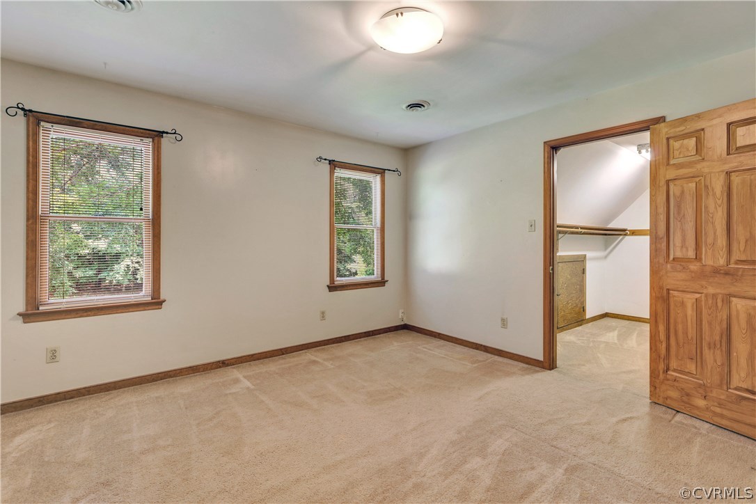 15100 Beach Road Chesterfield, VA 23838 - Photo 25 of 41 an empty room with windows and closet