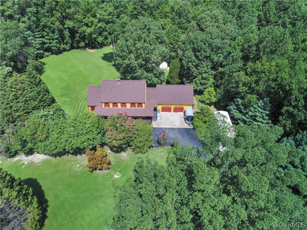 15100 Beach Road Chesterfield, VA 23838 - Photo 34 of 41 an aerial view of a house with pool yard outdoor seating and yard