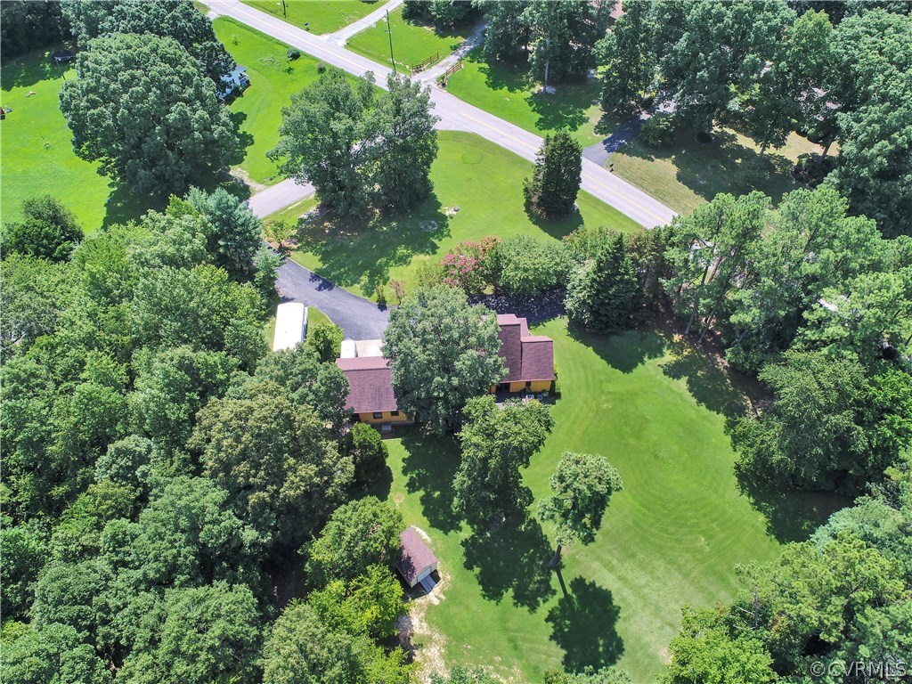 15100 Beach Road Chesterfield, VA 23838 - Photo 38 of 41 an aerial view of a house with a yard and garden