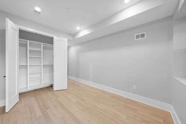 $2,574,600 | 124 Glenwood Avenue, Jersey City, NJ 07306