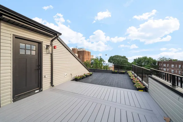 $2,574,600 | 124 Glenwood Avenue, Jersey City, NJ 07306