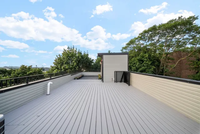 $2,574,600 | 124 Glenwood Avenue, Jersey City, NJ 07306