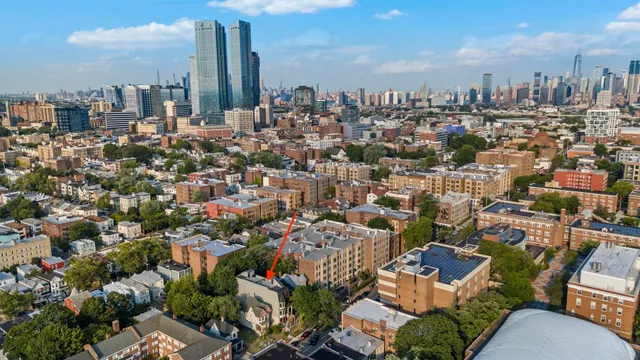 $2,574,600 | 124 Glenwood Avenue, Jersey City, NJ 07306
