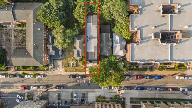 $2,574,600 | 124 Glenwood Avenue, Jersey City, NJ 07306