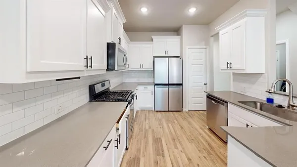 $2,499 | 7135 Rolling Waters Way, Royse City, TX 75189