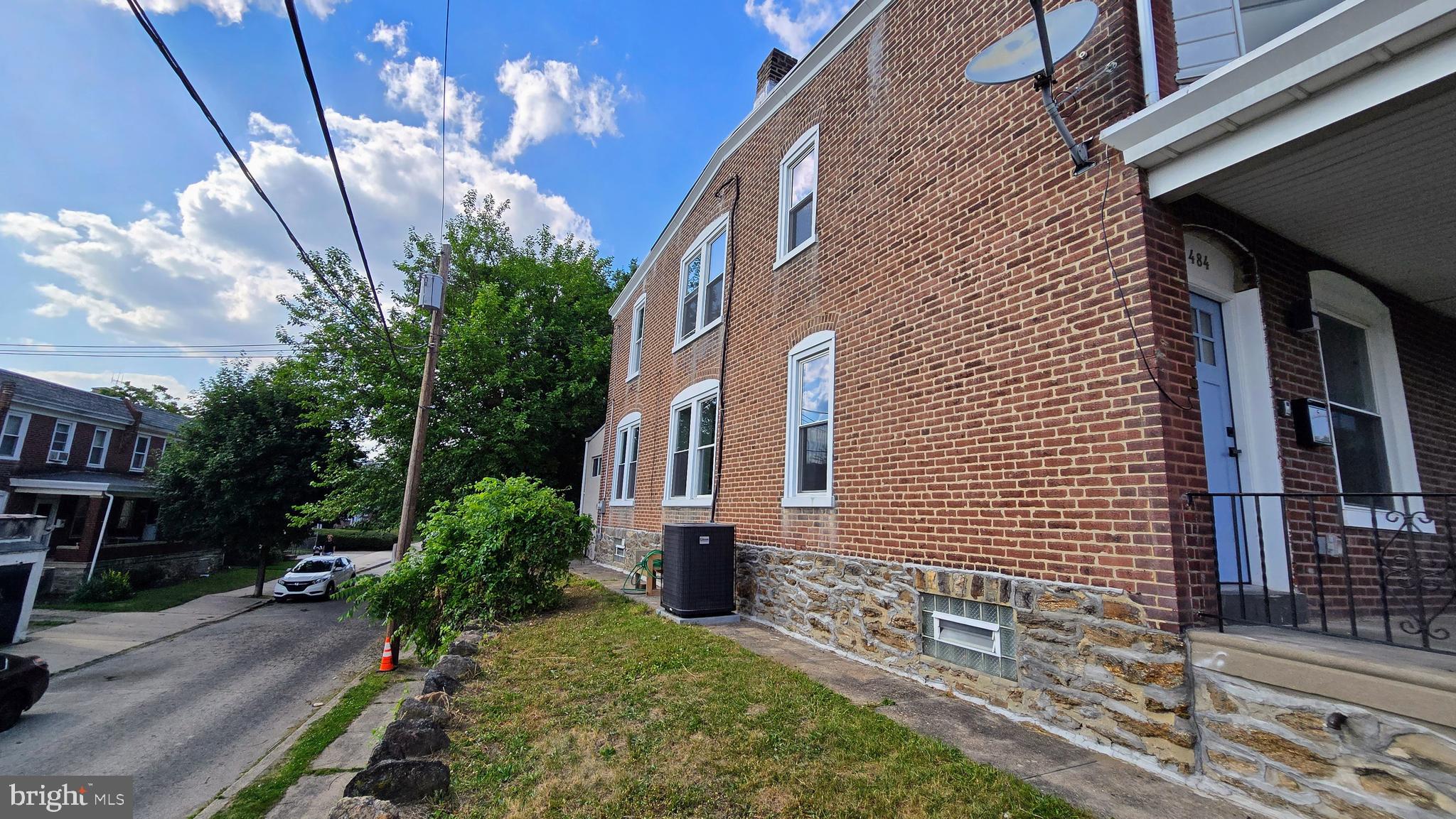 484 Shurs Lane Philadelphia, PA 19128 - Photo 5 of 20