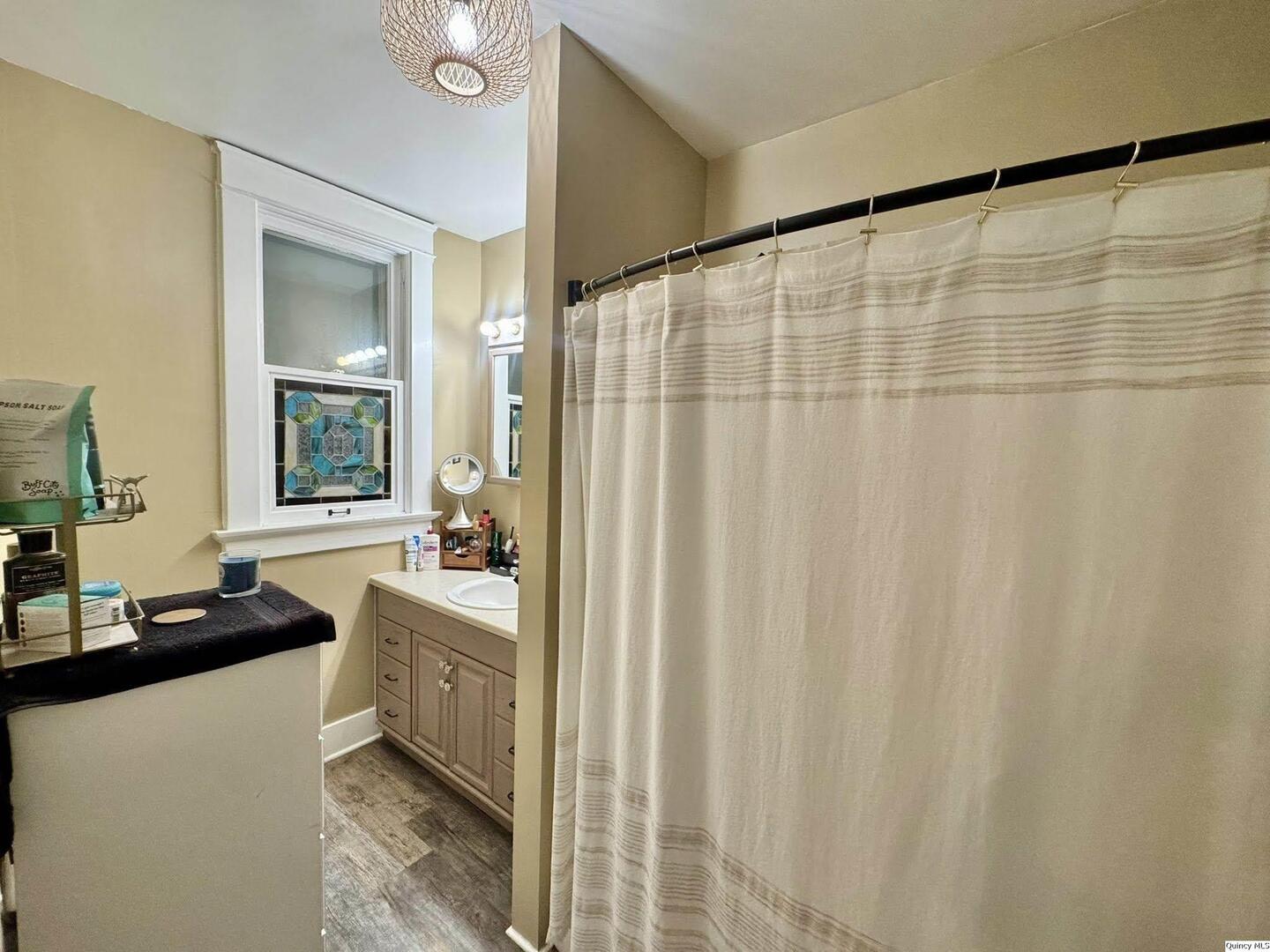 423 North 14th Street Quincy, IL 62301 - Photo 8 of 21