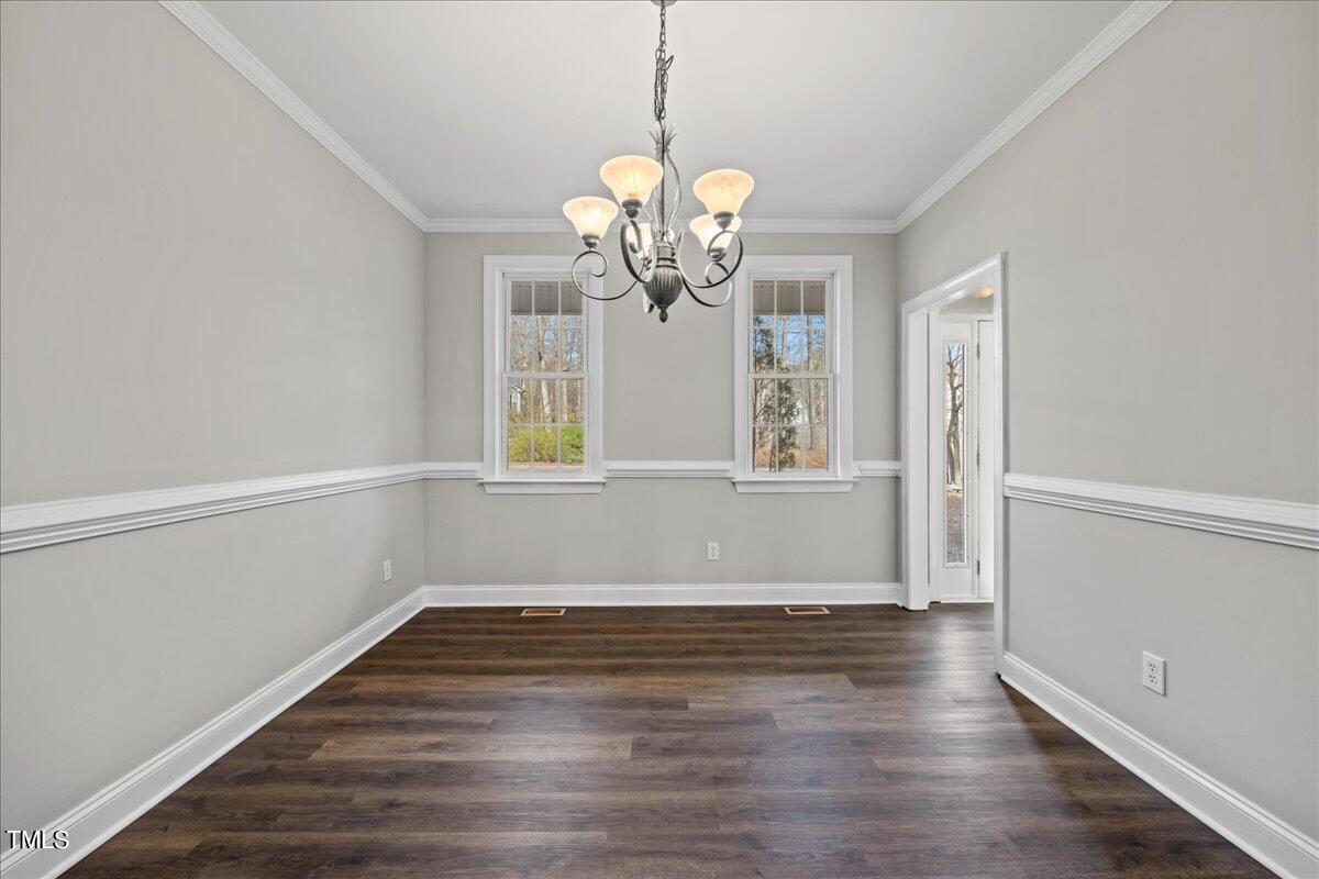 1401 Kabanek Raleigh, NC 27603 - Photo 4 of 42 06-2A1A3605