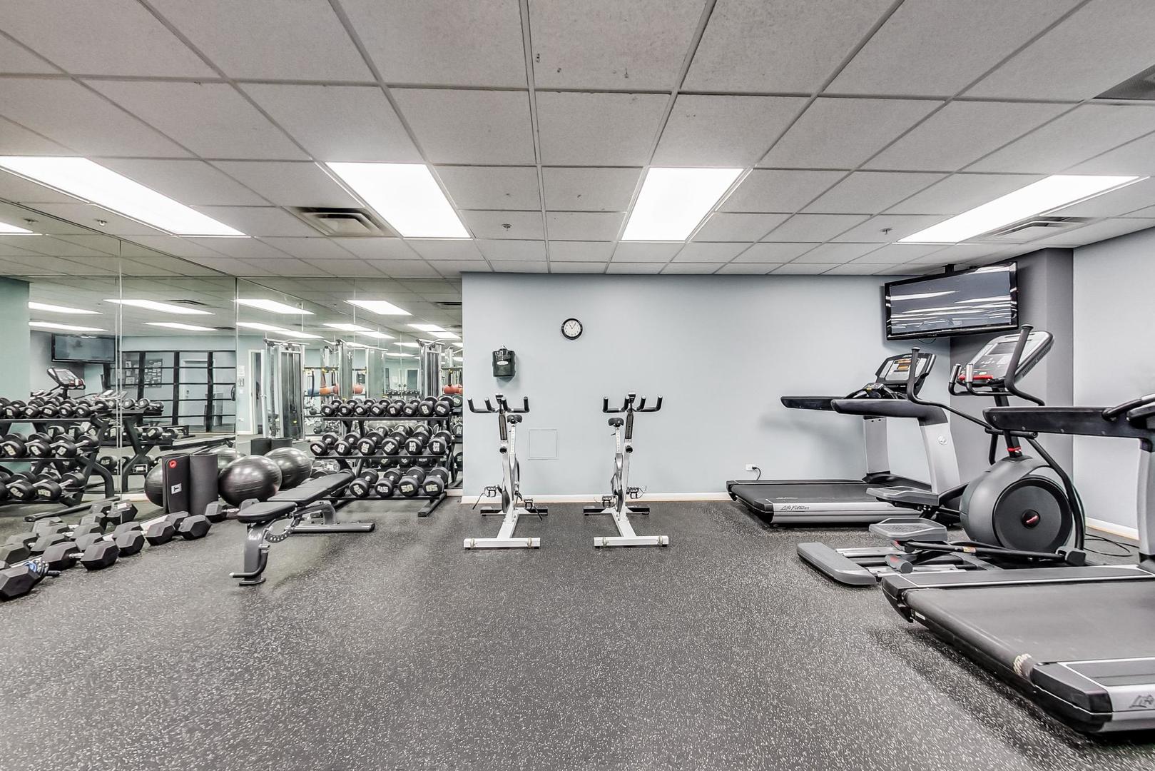 1200 West Monroe Street, Unit 315 Chicago, IL 60607 - Photo 15 of 16