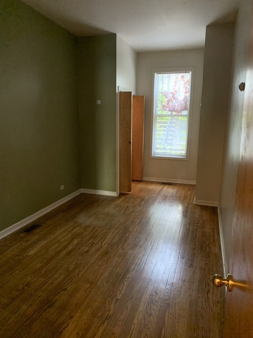 1448 West Polk Street, Unit 1F Chicago, IL 60607 - Photo 5 of 11