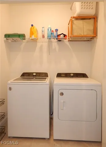 $2,000 | 1437 Weeping Willow Court, Cape Coral, FL 33909