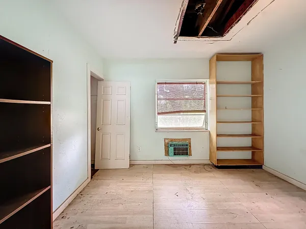 $349,900 | 17590 Northeast 19th Avenue, North Miami Beach, FL 33162