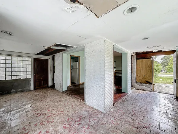 $349,900 | 17590 Northeast 19th Avenue, North Miami Beach, FL 33162