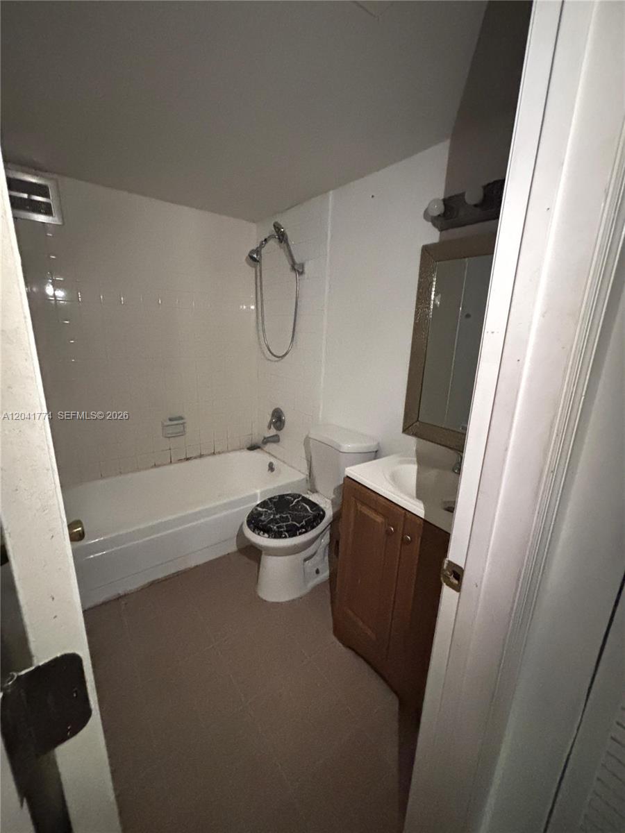 5325 Curry Ford Road, Unit A104 Orlando, FL 32812 - Photo 11 of 12