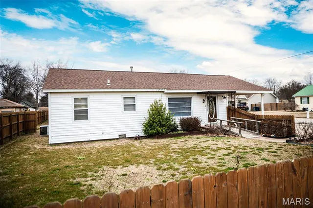 $100,000 | 2016 Harris Street, Kennett, MO 63857