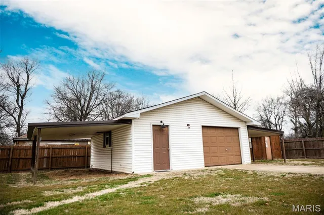 $100,000 | 2016 Harris Street, Kennett, MO 63857