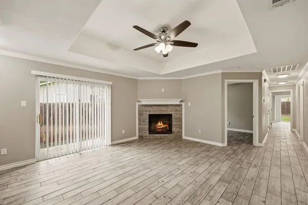$1,895 | 521-525 Gilcrease Street, Van Alstyne, TX 75495
