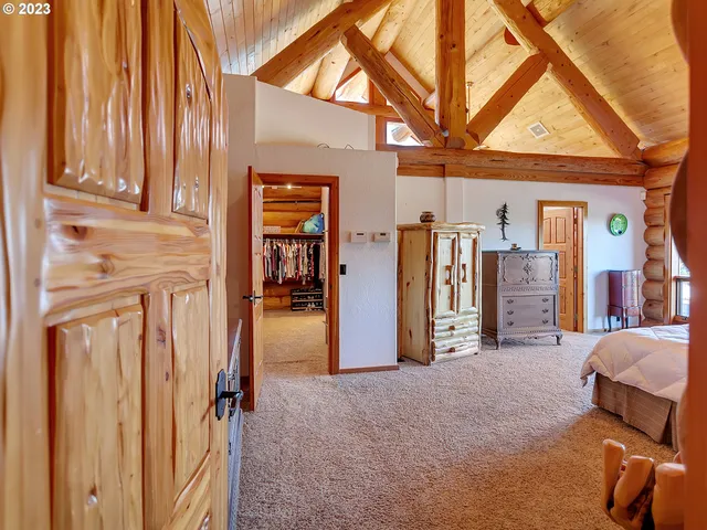 $1,950,000 | 23900 Territorial Highway, Monroe, OR 97456