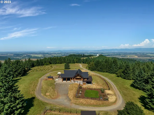 $1,950,000 | 23900 Territorial Highway, Monroe, OR 97456