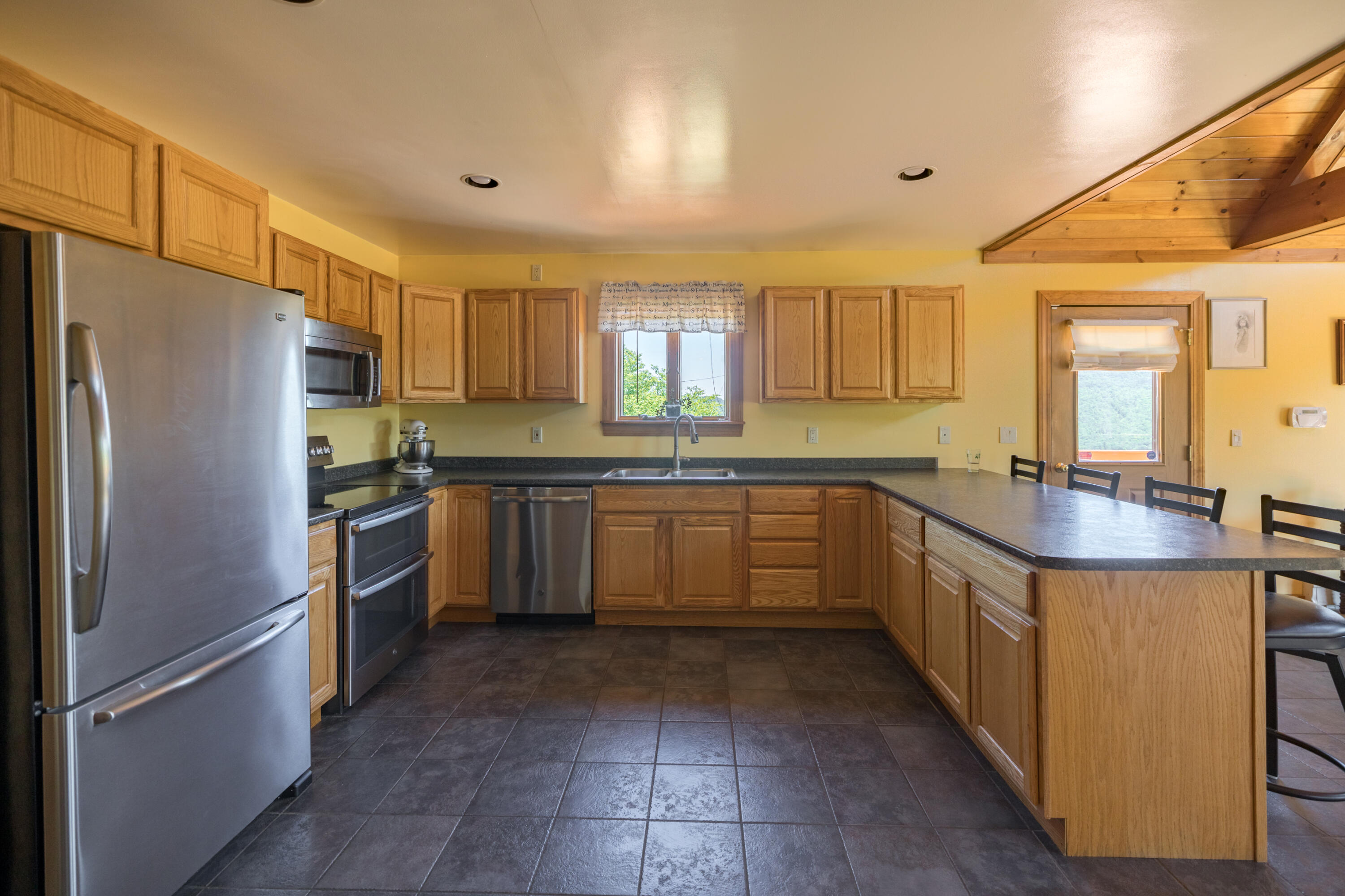 87 Mountain View Drive Peru, ME 04290 - Photo 10 of 35 6I3A3342-HDR